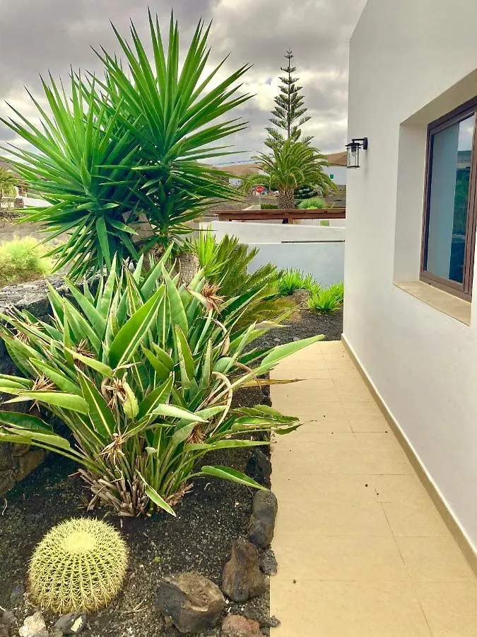 Habitaciones Tia Ela Yaiza  0*, Yaiza (Lanzarote)